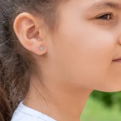 Simply Whispers 14k White Gold Aquamarine & White Daisy Earrings Hot