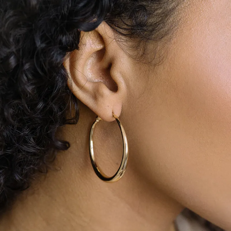Simply Whispers Medium Graduated Hoop Earrings Fashion