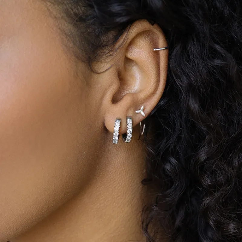 Simply Whispers 925 Sterling Silver Leaf Huggie Hoops Fashion